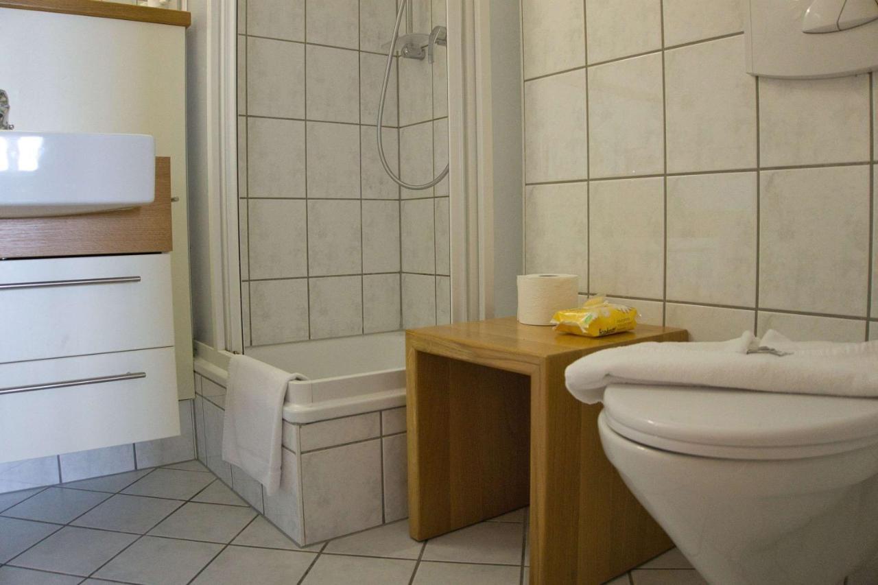 Fewo Mit Meerblick, Gratis Nutzung Vom Ahoi Erlebnisbad Und Sauna In Sellin - Haus Blick Zur See Fewo 11 Goehren  Dış mekan fotoğraf
